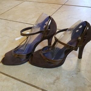Shoes sexy brown faux suede gr8 condition see pics